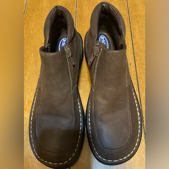 NWOT Ladies Size 5 1/2 DrScholl’s Cloud Brown Leather PullOn Boots With Zippers - Picture 1 of 16